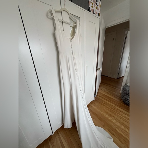 Justin Alexander wedding dress mermaid style with cowl neck brand new. - Picture 3 of 5